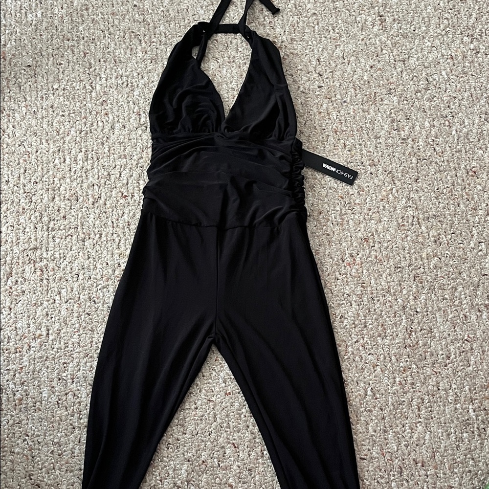 Fashion Nova On My Way Capri Jumpsuit - Picture 4 of 4